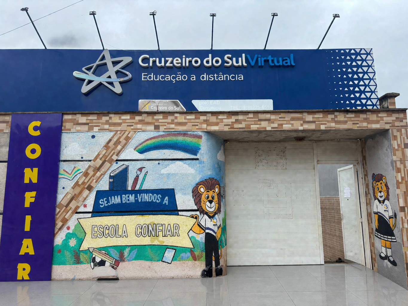 Mascote Escola Confiar